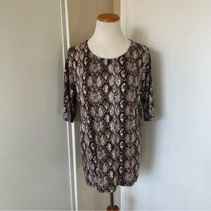 5 FOR $25 SALE 💗 Snake Print Women's Top